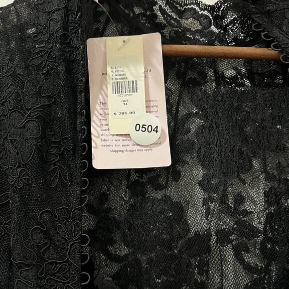 V.Chapman Womens The Jules Turtleneck Lace Maxi Dress Black Size 14 NWT - Picture 5 of 16